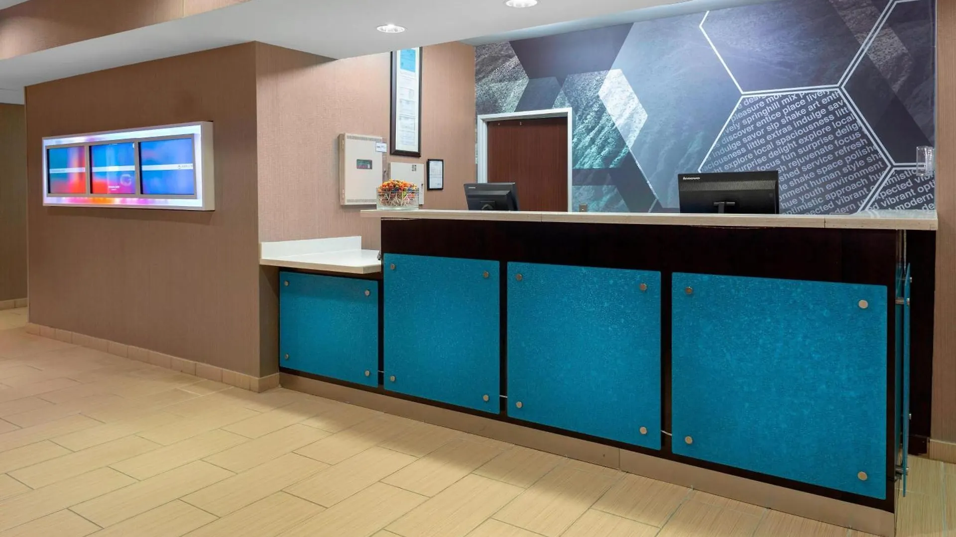 Springhill Suites By Marriott Memphis East Galleria 3*,